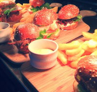 Simon's Waterfront - Kalgoorlie Accommodation