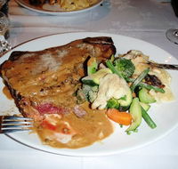 Pentagon Restaurant - Kalgoorlie Accommodation