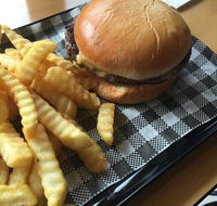 Stumpys Burgers - Kalgoorlie Accommodation