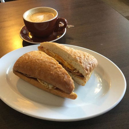 HCafe Quakers Court - Kalgoorlie Accommodation 0