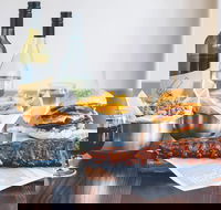 Ribs and Burgers - Kalgoorlie Accommodation