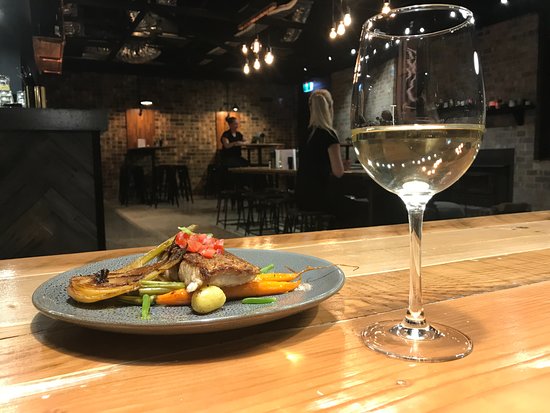 Hall ACT Kalgoorlie Accommodation