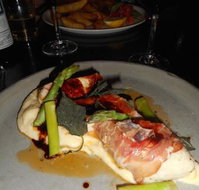 Belluci's Manuka - Kalgoorlie Accommodation