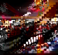 Elephant and Castle Hotel