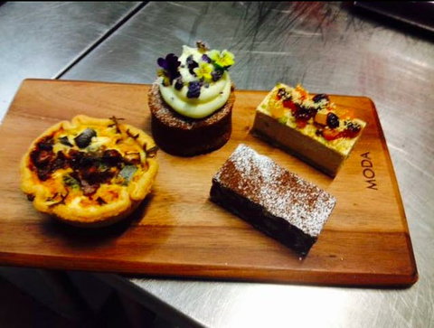 Archie & Kirk - Kalgoorlie Accommodation 0