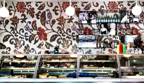 Angelucci - Kalgoorlie Accommodation 0