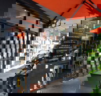 Three Daughters Cafe