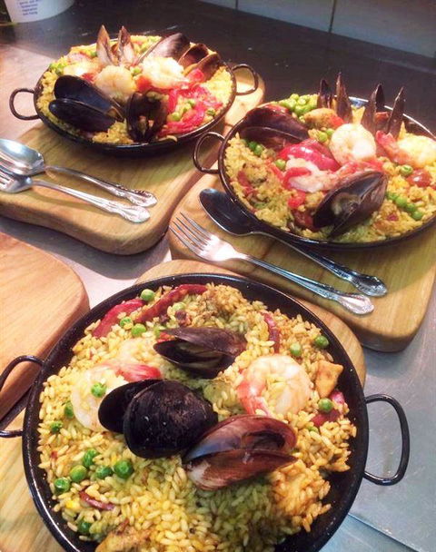 The Crossing Cafe & Restaurant - Kalgoorlie Accommodation 11