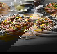 Crust Gourmet Pizza Bar - Kalgoorlie Accommodation