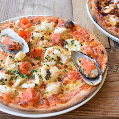 Lucky's & Pep's - Newport - Kalgoorlie Accommodation 0