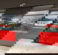 Taylors Lakes Pizza - Kalgoorlie Accommodation