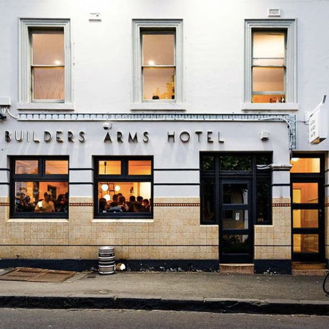 Fee Fee's Bar - Kalgoorlie Accommodation 0