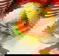 Nathan's Famous - Prairiewood - Kalgoorlie Accommodation