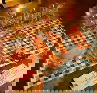 IXL Long Bar - Kalgoorlie Accommodation