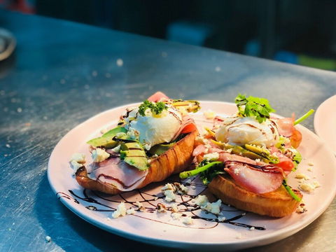 Dockside Cafe - Kalgoorlie Accommodation 0