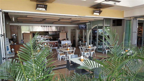 Caloundra Hotel - Kalgoorlie Accommodation 0