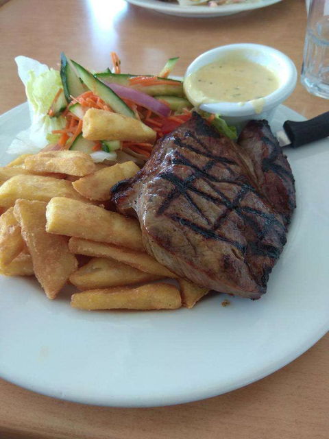 Gladstone Yacht Club - Kalgoorlie Accommodation 0
