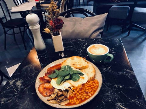 HWL Cafe & Bar - Kalgoorlie Accommodation 0