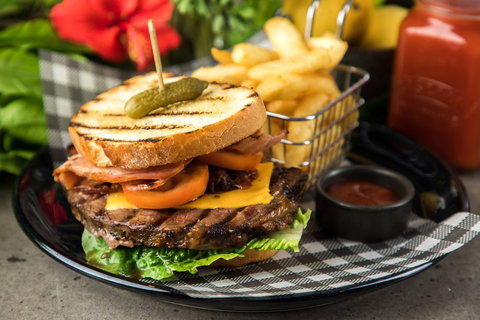 Angus & Co - Kalgoorlie Accommodation 0