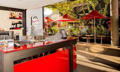 Bonnie And Clydes Pizzaria - Kalgoorlie Accommodation 2
