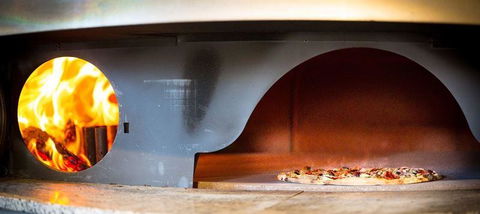 Bonnie And Clydes Pizzaria - Kalgoorlie Accommodation 6