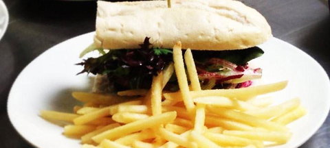 Mrs Jones Cafe - Kalgoorlie Accommodation 2