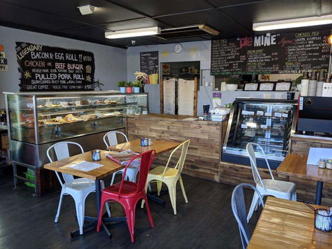 Pie Mine - Kalgoorlie Accommodation 0