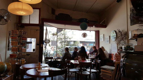 One Earth Cafe - Kalgoorlie Accommodation 0