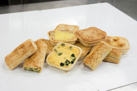 King's Pies - Kingsville - Kalgoorlie Accommodation 0