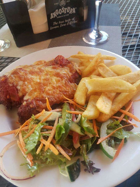 Leonard's House Of Love - Kalgoorlie Accommodation 0