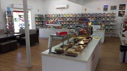 Mogo Fudge And Ice Cream /  Courtyard Cafe / Lots Of Lollies Mogo - Kalgoorlie Accommodation 2