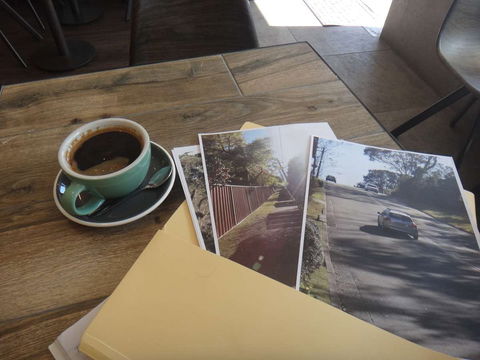 10000 Lab - Kalgoorlie Accommodation 0