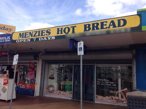 Menzies Hot Bread - Kalgoorlie Accommodation 0