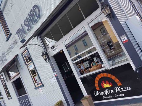 Salud @ The Lithgow Tin Shed - Kalgoorlie Accommodation 0