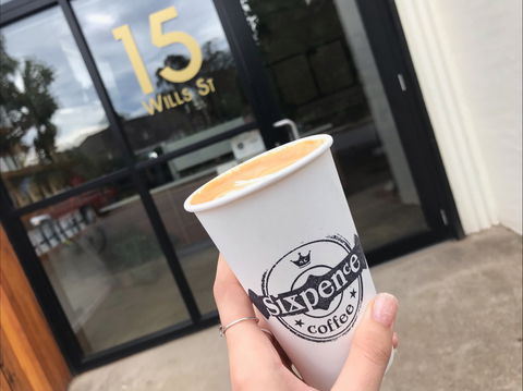 Sixpence Coffee Roasters - Kalgoorlie Accommodation 0