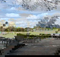 Tee's Clubhouse - Kalgoorlie Accommodation