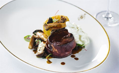 SJ's Brasserie - Kalgoorlie Accommodation 3