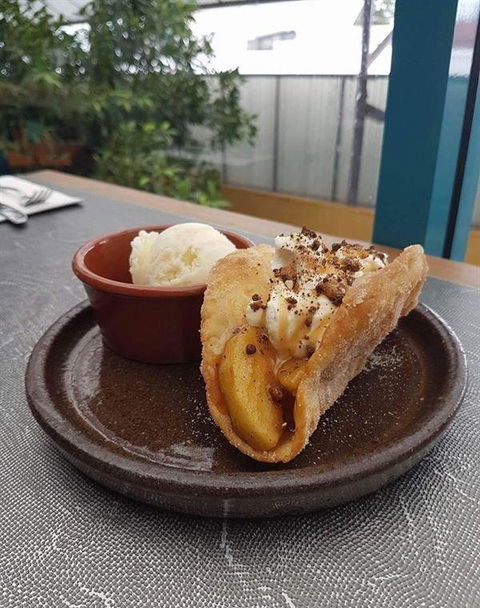 Carmine & Co - Kalgoorlie Accommodation 3