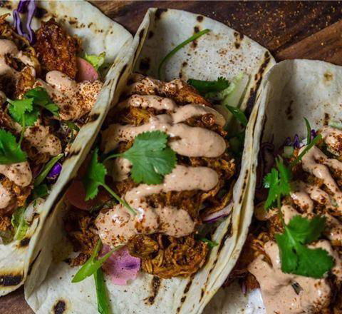 Carmine & Co - Kalgoorlie Accommodation 4