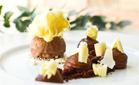 Dal Gourmet Cafe - Kalgoorlie Accommodation 11