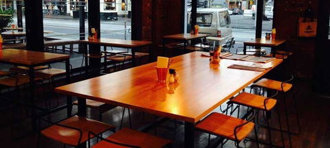 Attaboy Roy - Kalgoorlie Accommodation 1