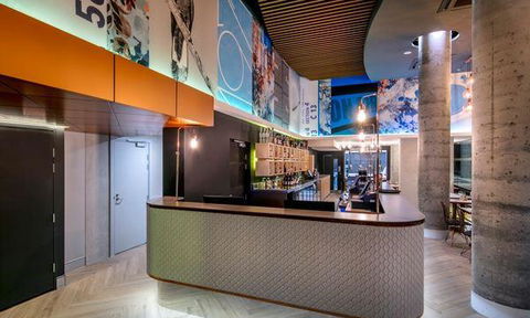 Stage Bar & Kitchen - Kalgoorlie Accommodation 4