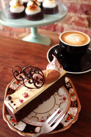 Little Missy Patisserie - Kalgoorlie Accommodation 9