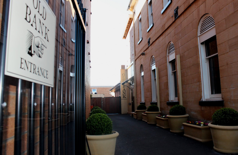 Old Bank Restaurant & Bar - Kalgoorlie Accommodation 1
