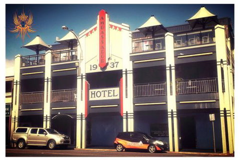 Mojo @The Ambassador Hotel - Kalgoorlie Accommodation 0