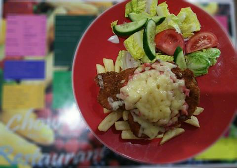 Chow In - Kalgoorlie Accommodation 2