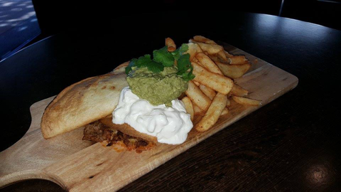 Giddy Goat Café & Bar - Kalgoorlie Accommodation 3