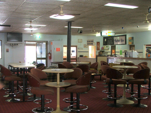 Old Bar Tavern - Kalgoorlie Accommodation 3
