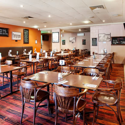 Upper Ross Hotel - Kalgoorlie Accommodation 3