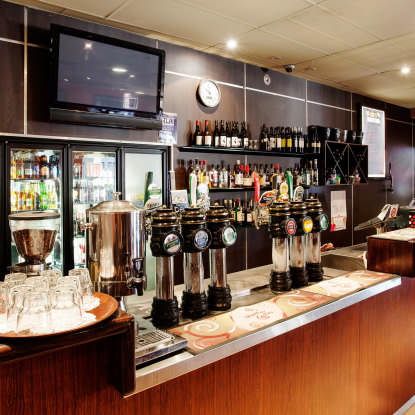 Upper Ross Hotel - Kalgoorlie Accommodation 4
